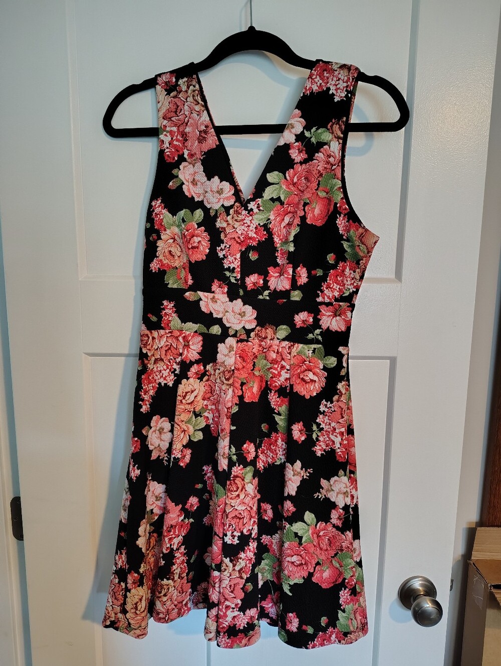 Haute Monde Floral Sleeveless Dress